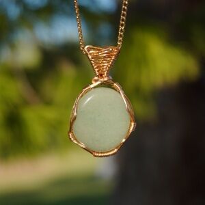 Handmade ✨Green Aventurine✨ crystal pendant necklace